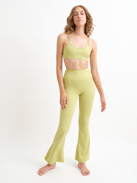 High-Rise Flared Legging - Pistacchio